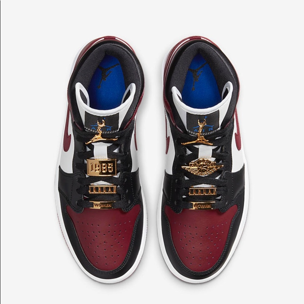 Authentic Air Jordan Retro 1 mid se